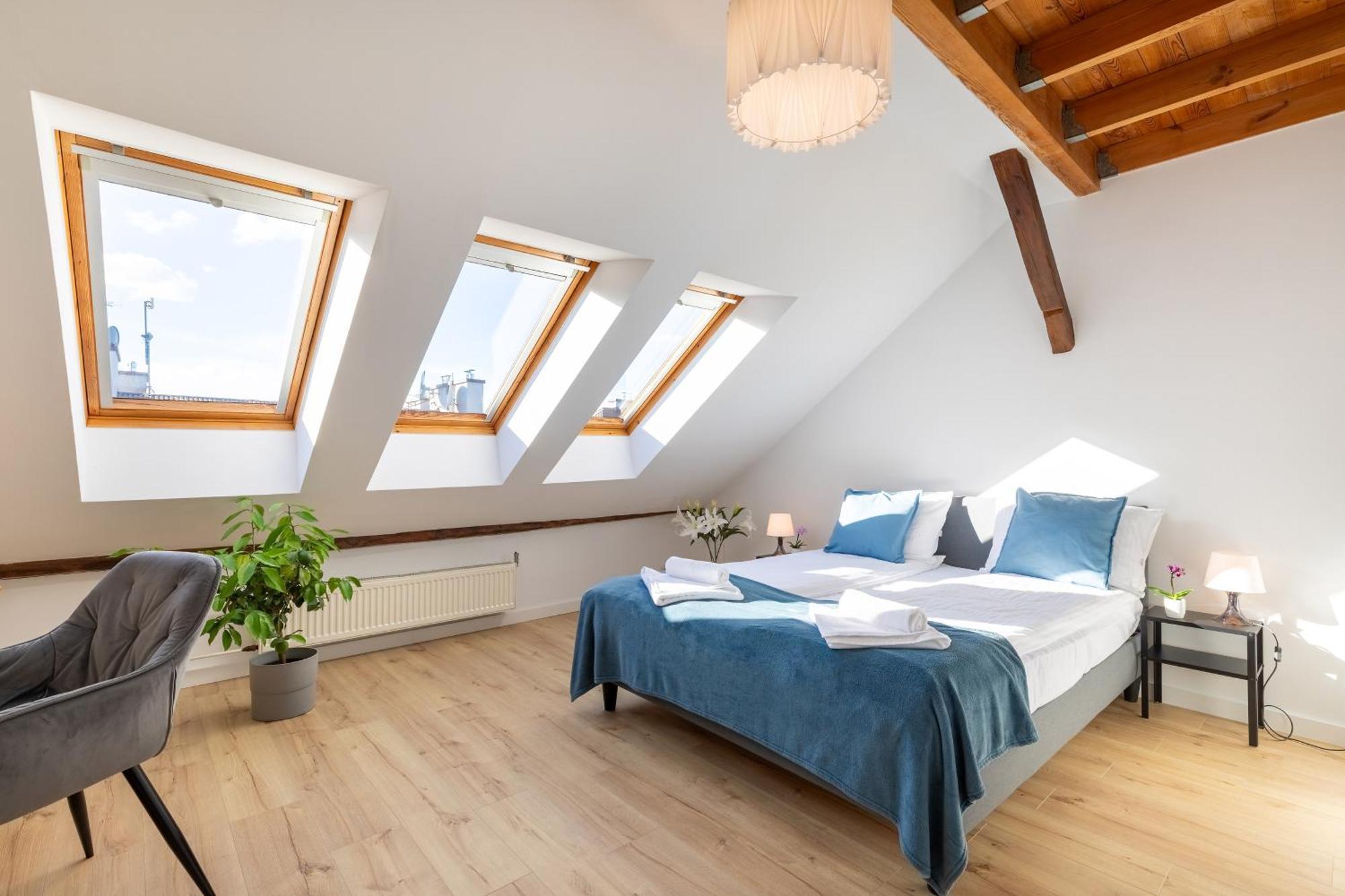 Apartment With Entresol Old Town Краков Экстерьер фото