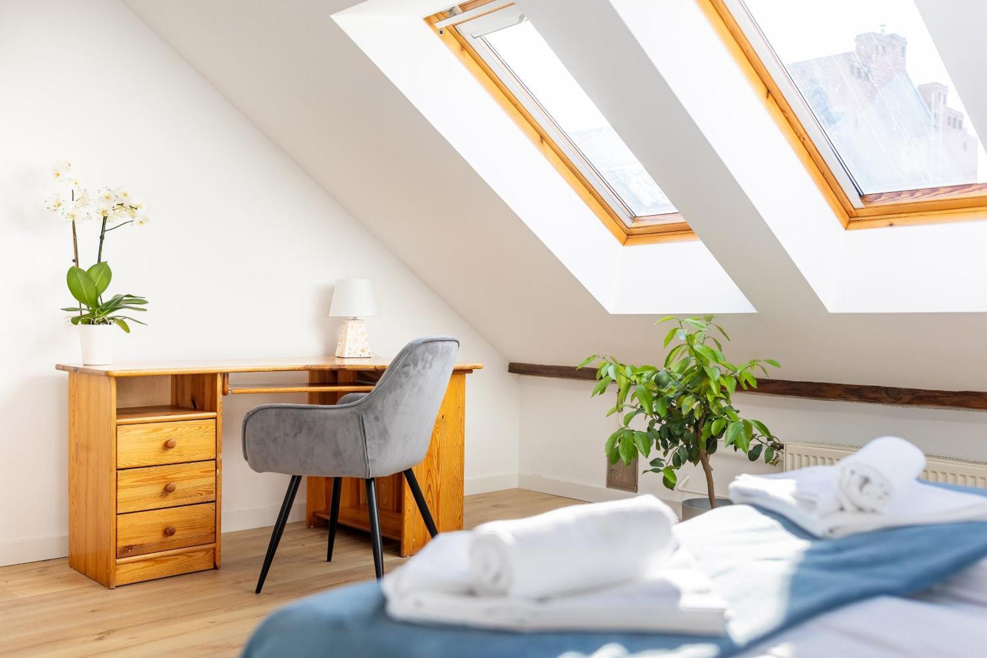 Apartment With Entresol Old Town Краков Экстерьер фото