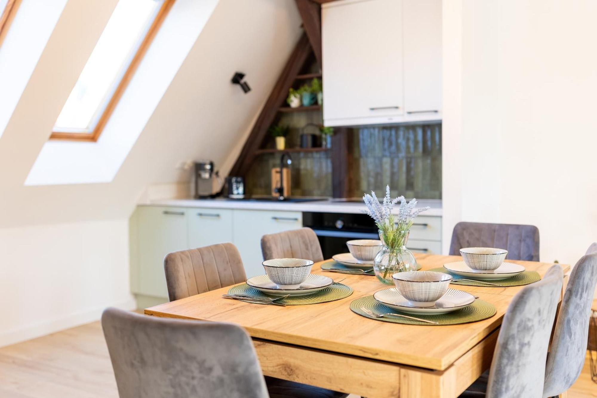 Apartment With Entresol Old Town Краков Экстерьер фото